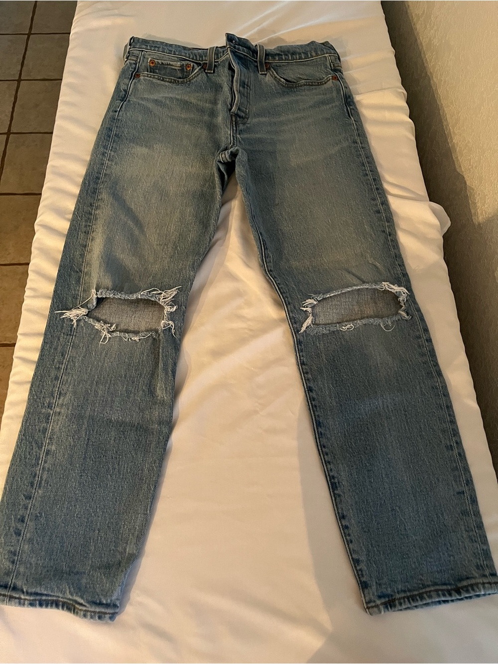 Signature by Levi Strauss Light Blue Distressed Ankle Jeans